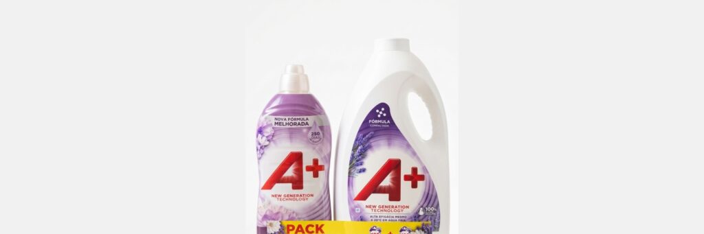 Pack promotionnel de lessive et d’adoucissant assemblé par Grupo Akoma pour BlueSun